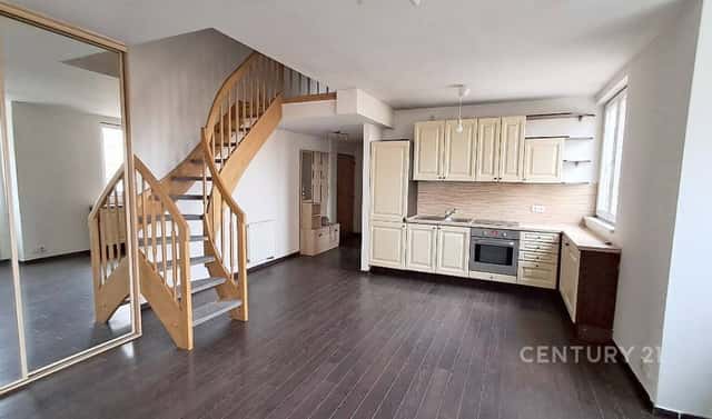 Pronájem bytu 1+kk 50 m², Jabloňová, Praha 10 – Záběhlice