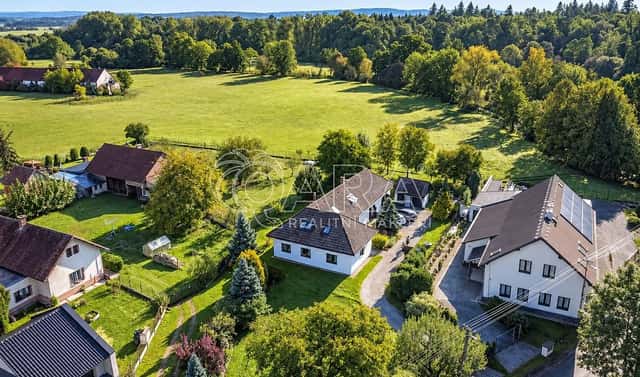 Pronájem domu 199 m² s pozemkem 1 914 m², Třebechovice pod Orebem – Polánky nad Dědinou, okres Hradec Králové