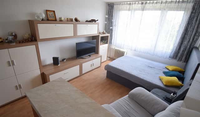 Prodej bytu 1+kk 24 m², Hostýnská, Praha 10 – Malešice