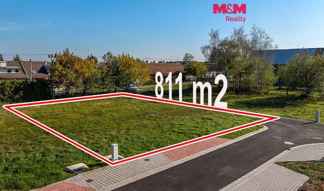 Prodej stavebního pozemku 811 m², Hrobice, okres Pardubice