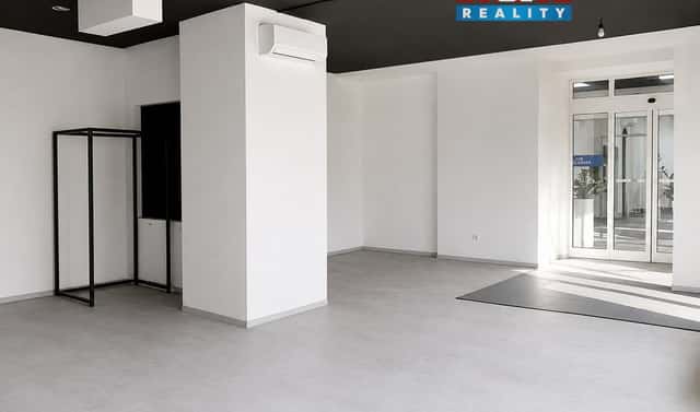 Pronájem obchodních prostor 140 m², Zbrojnická, Děčín – Děčín IV-Podmokly