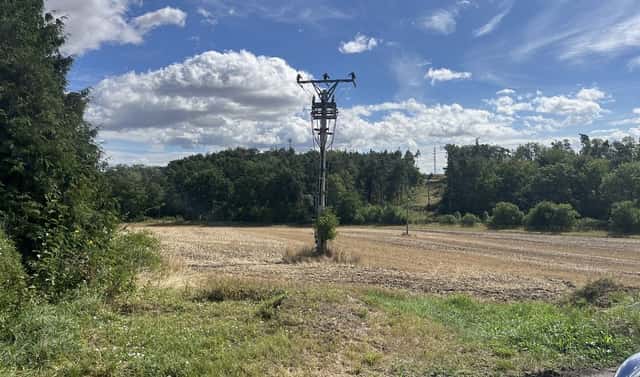 Prodej pozemku 17 300 m², Hrdlív, okres Kladno