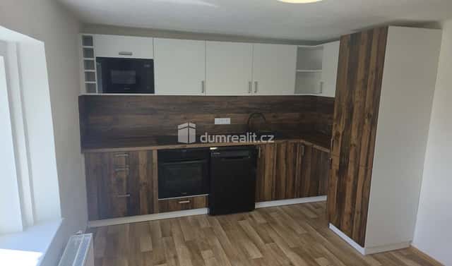 Pronájem bytu 3+1 86 m², Zavadilská, Všejany, okres Mladá Boleslav