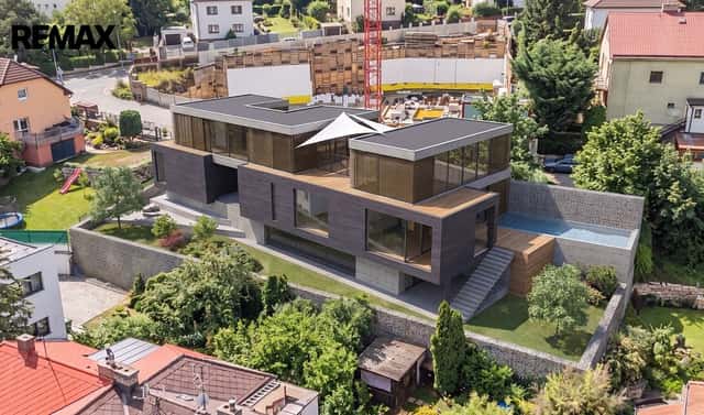 Prodej stavebního pozemku 653 m², Praha 5