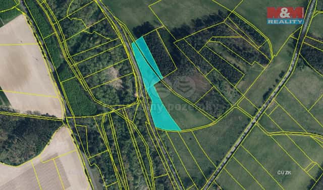 Prodej pole 7 398 m², Střemy – Jenichov, okres Mělník