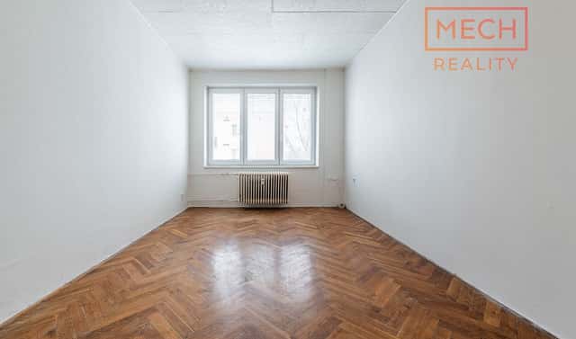 Prodej bytu 2+1 52 m², Družstevní, Pardubice – Polabiny