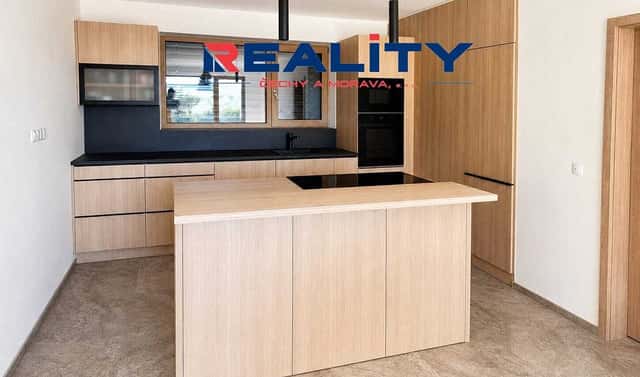 Pronájem domu 310 m² s pozemkem 2 017 m², Vendolí, okres Svitavy