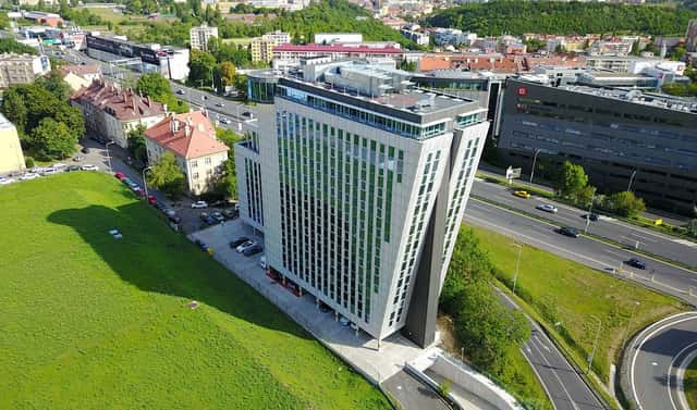 Pronájem kanceláře 406 m², Praha 4