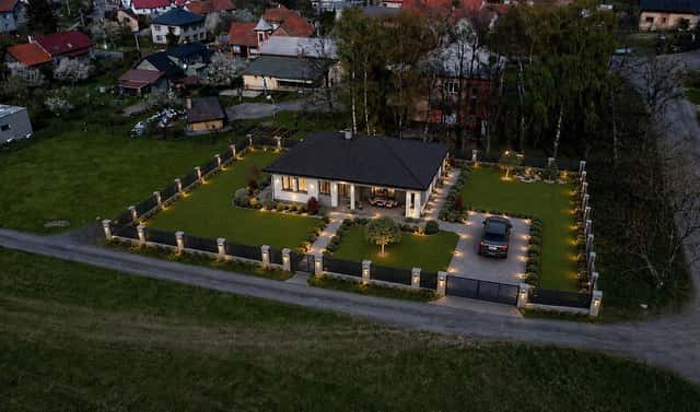 Prodej stavebního pozemku 1 156 m², Lešná – Perná, okres Vsetín