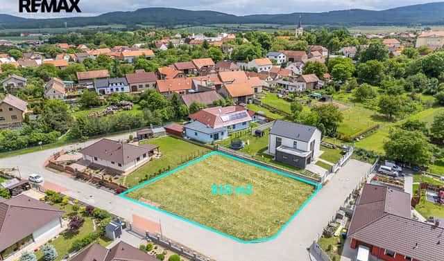 Prodej stavebního pozemku 810 m², Hostomice, okres Beroun