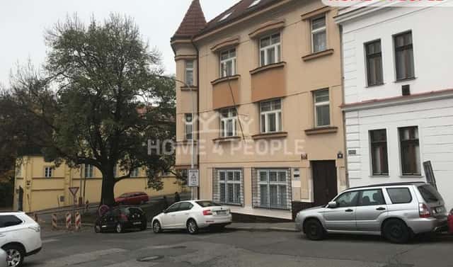 Pronájem skladovacích prostor 20 m², Tůmova, Praha 5 – Košíře
