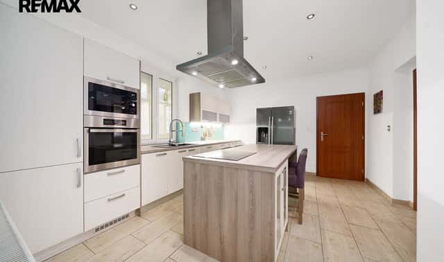 Prodej bytu 4+1 158 m², nám. Republiky, Horní Slavkov, okres Sokolov