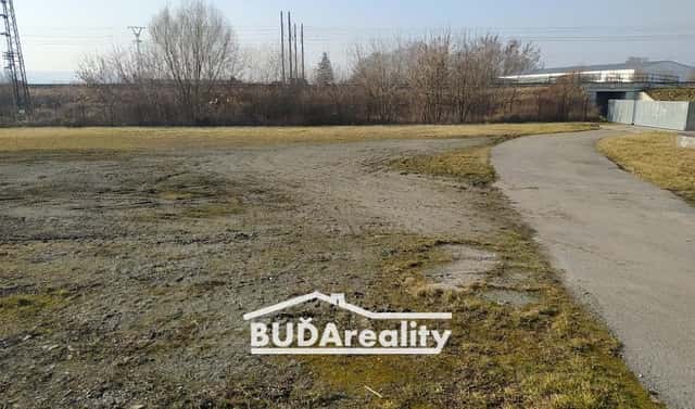 Pronájem komerčního pozemku 1 000 m², Tlumačov, okres Zlín