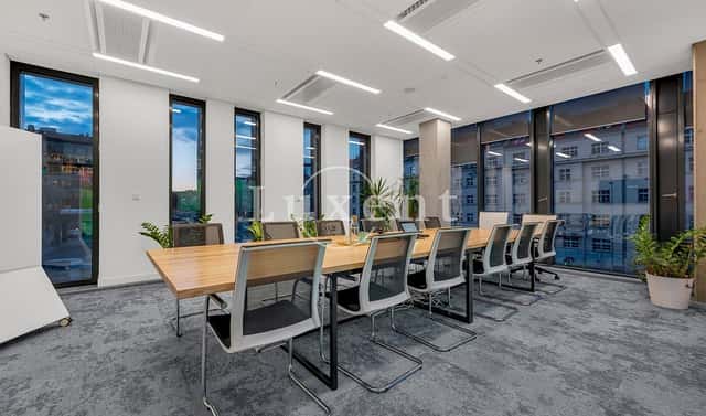 Pronájem kanceláře 520 m², Evropská, Praha 6