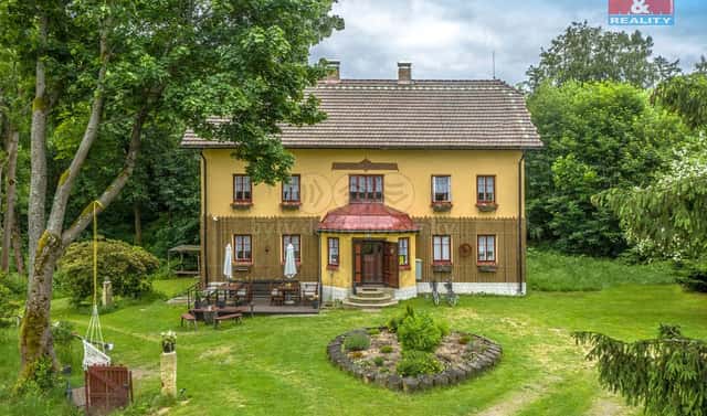 Prodej ubytovacího objektu 280 m², Krásná Lípa – Zahrady, okres Děčín