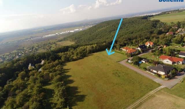 Prodej stavebního pozemku 1 850 m², Dobrovice – Chloumek, okres Mladá Boleslav