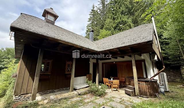 Prodej domu 300 m² s pozemkem 1 292 m², Železná Ruda – Špičák, okres Klatovy
