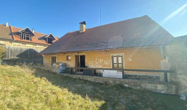 Prodej domu 200 m² s pozemkem 383 m², Velká Buková, okres Rakovník