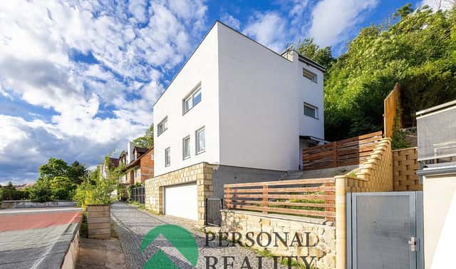 Prodej domu 306 m² s pozemkem 343 m², Na Kopanici, Chrudim – Chrudim II