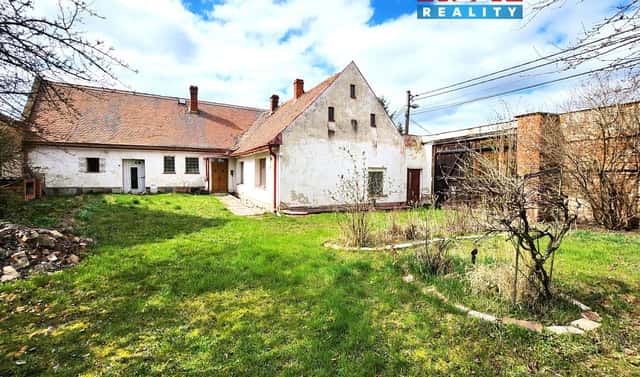 Prodej domu 209 m² s pozemkem 1 229 m², Liběšice – Líčkov, okres Louny