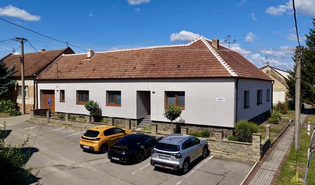 Prodej domu 231 m² s pozemkem 794 m², Velké Bílovice, okres Břeclav