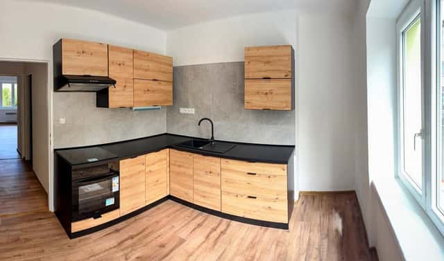 Pronájem bytu 2+1 55 m², Svatopluka Čecha, Sokolov