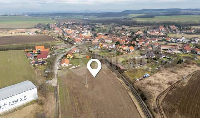 Prodej stavebního pozemku 2 057 m², Kleneč, okres Litoměřice