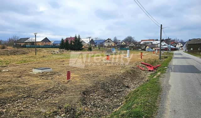 Prodej stavebního pozemku 2 195 m², Lhotka, okres Žďár nad Sázavou