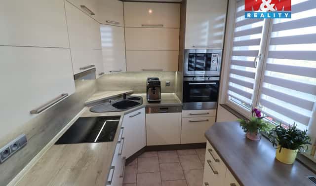 Prodej bytu 2+1 60 m², Dvořákova, Postoloprty, okres Louny