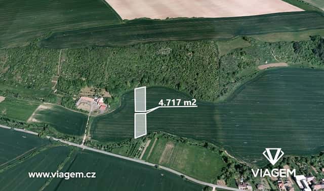 Prodej pole 4 717 m², Nedachlebice, okres Uherské Hradiště
