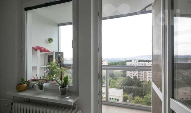 Pronájem bytu 3+1 70 m², Krynická, Praha 8 – Troja