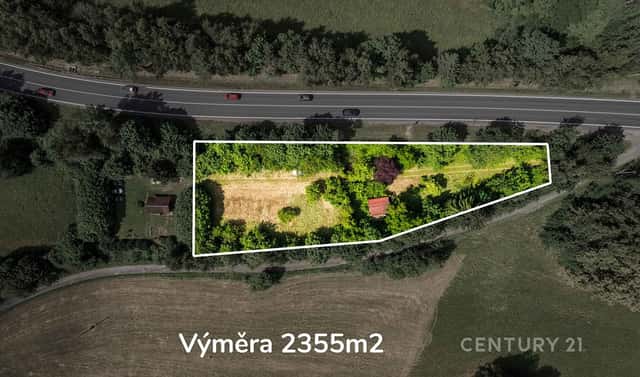 Prodej komerčního pozemku 2 355 m², Miličín, okres Benešov