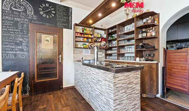 Prodej restaurace 350 m², Velké Březno – Valtířov, okres Ústí nad Labem