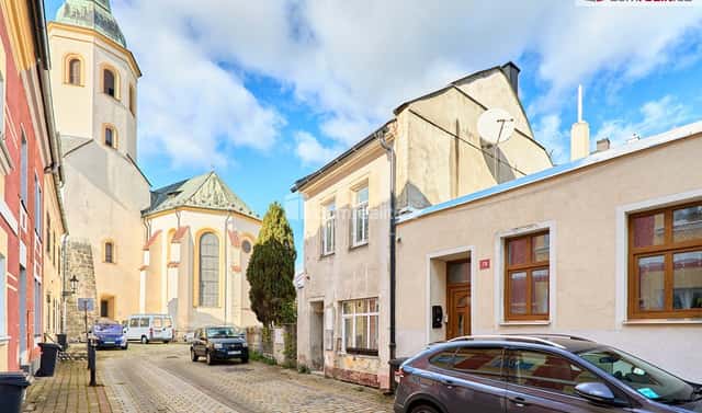 Prodej domu 100 m² s pozemkem 48 m², Žižkova, Ostrov, okres Karlovy Vary