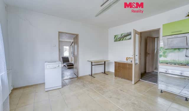 Prodej domu 300 m² s pozemkem 2 031 m², Stříbro – Otročín, okres Tachov