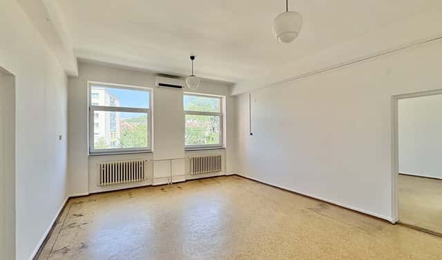 Pronájem kanceláře 26 m², Juliánovské náměstí, Brno – Židenice, okres Brno-město