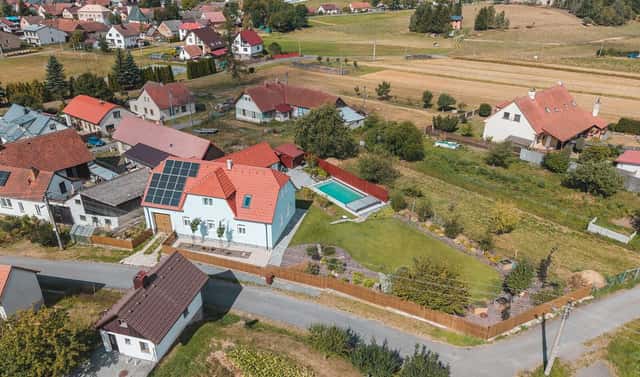 Prodej domu 310 m² s pozemkem 1 227 m², Bobrůvka, okres Žďár nad Sázavou