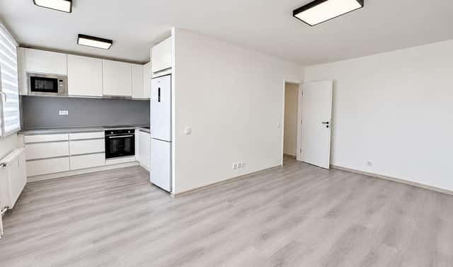 Prodej bytu 2+kk 66 m², Hrdlovská, Osek, okres Teplice