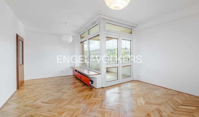 Pronájem bytu 3+1 78 m², Na Šťáhlavce, Praha 6 – Dejvice
