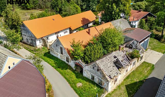 Prodej domu 223 m² s pozemkem 1 961 m², Lásenice, okres Jindřichův Hradec