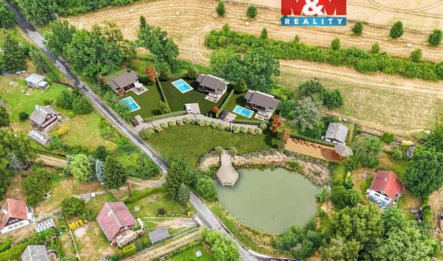 Prodej komerčního pozemku 3 265 m², Cheb – Bříza