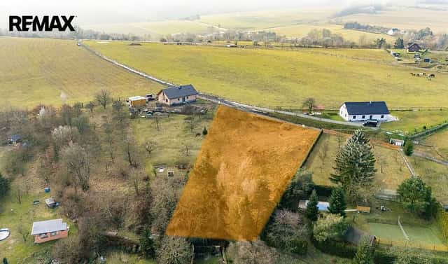 Prodej stavebního pozemku 2 413 m², Horní Police, okres Česká Lípa