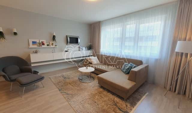 Pronájem bytu 1+kk 42 m², Petržílkova, Praha 5 – Stodůlky