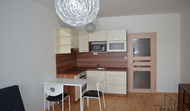 Pronájem bytu 1+kk 31 m², Za Uličkami, Velká Bíteš, okres Žďár nad Sázavou