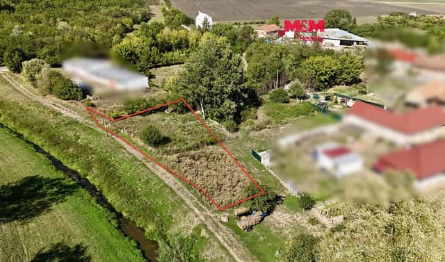 Prodej pozemku 1 119 m², Božice, okres Znojmo