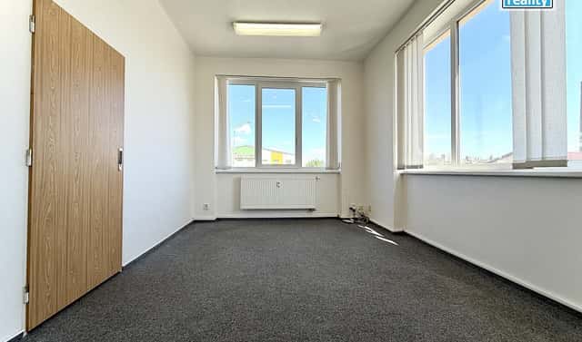 Pronájem kanceláře 16 m², Na Roudné, Plzeň – Severní Předměstí, okres Plzeň-město