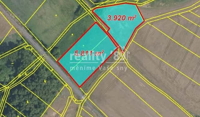 Prodej pole 12 885 m², Kostelec nad Labem – Jiřice, okres Mělník