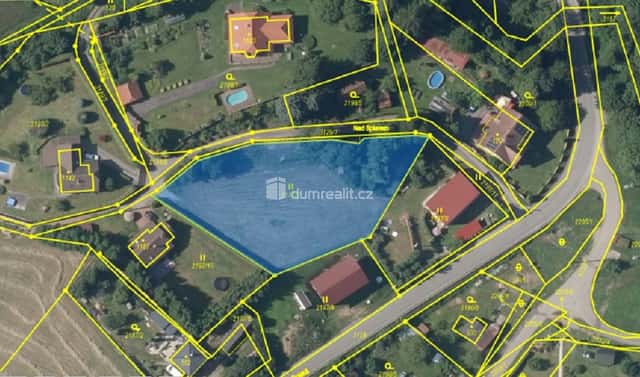 Prodej stavebního pozemku 2 256 m², Nad Splavem, Nespeky, okres Benešov