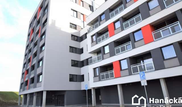 Pronájem bytu 2+kk 47 m², gen. Píky, Olomouc – Řepčín