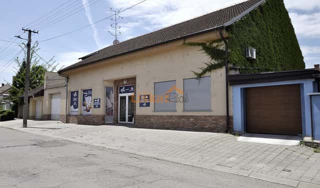 Prodej obchodních prostor 384 m², Julia Fučíka, Břeclav – Poštorná